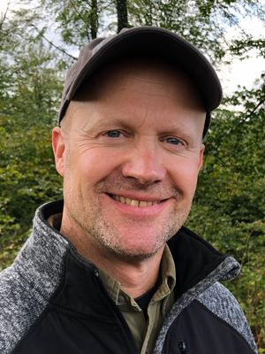 johan-300x400 johan-300x400